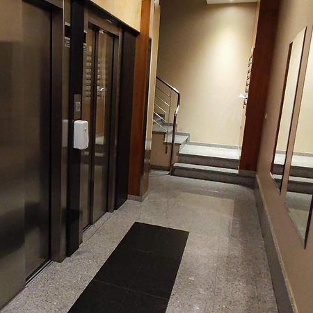 Apartamento Dos Habitaciones Exterior Y Bien Comunicado San Salvador de Poio Esterno foto