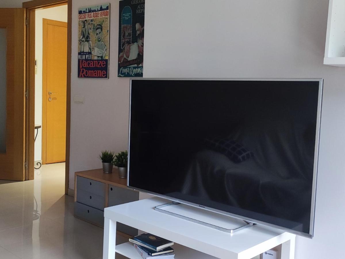 Apartamento Dos Habitaciones Exterior Y Bien Comunicado San Salvador de Poio Esterno foto